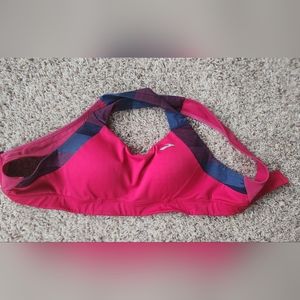 Brooks- running/training sports bra. Size Medium.